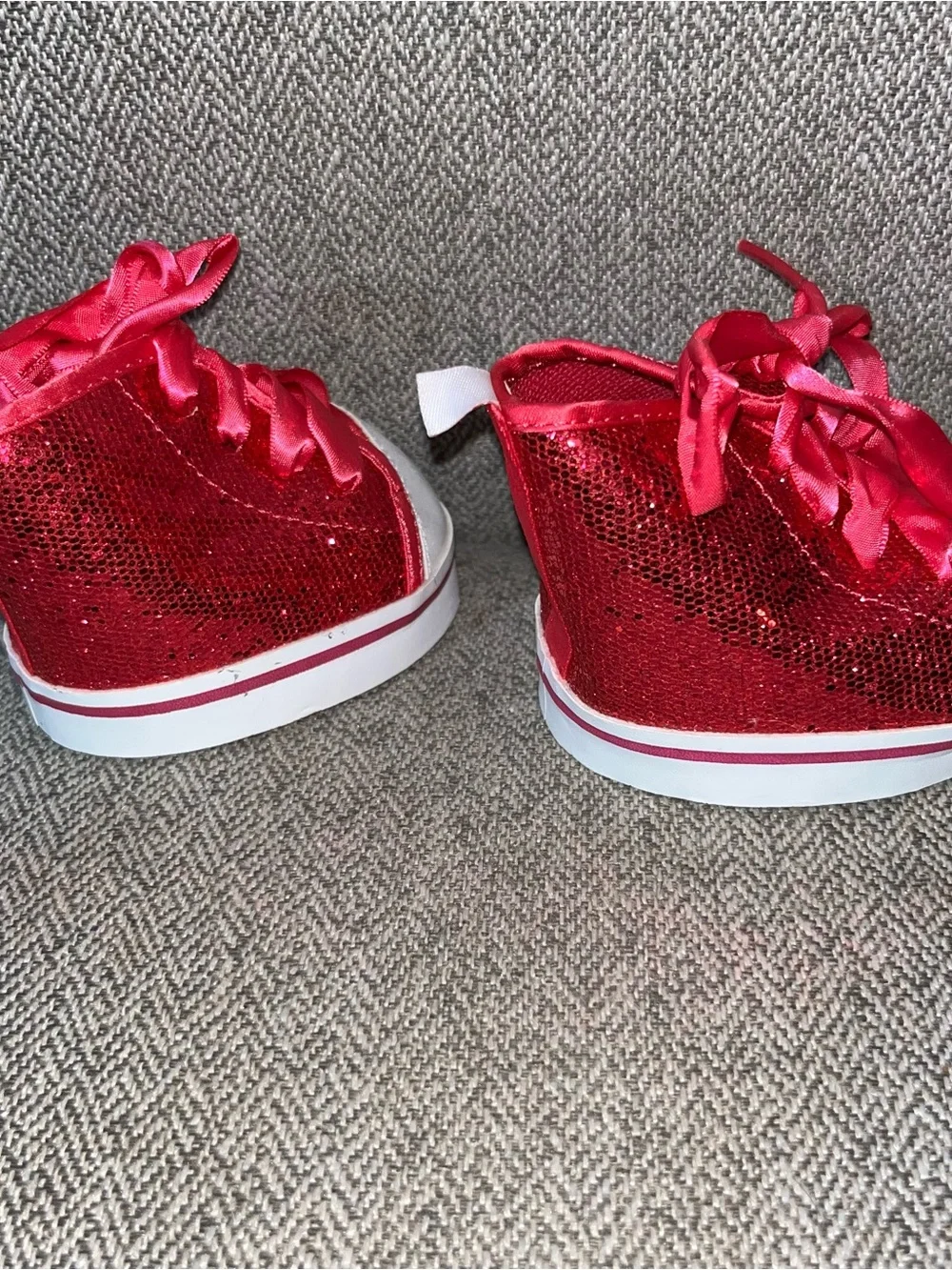 Build-A-Bear bright red
