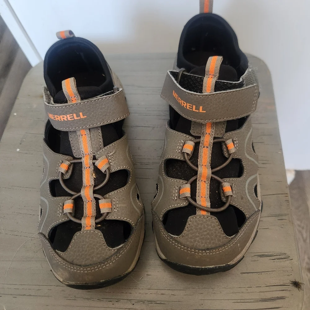 Merrell comfortable be school
