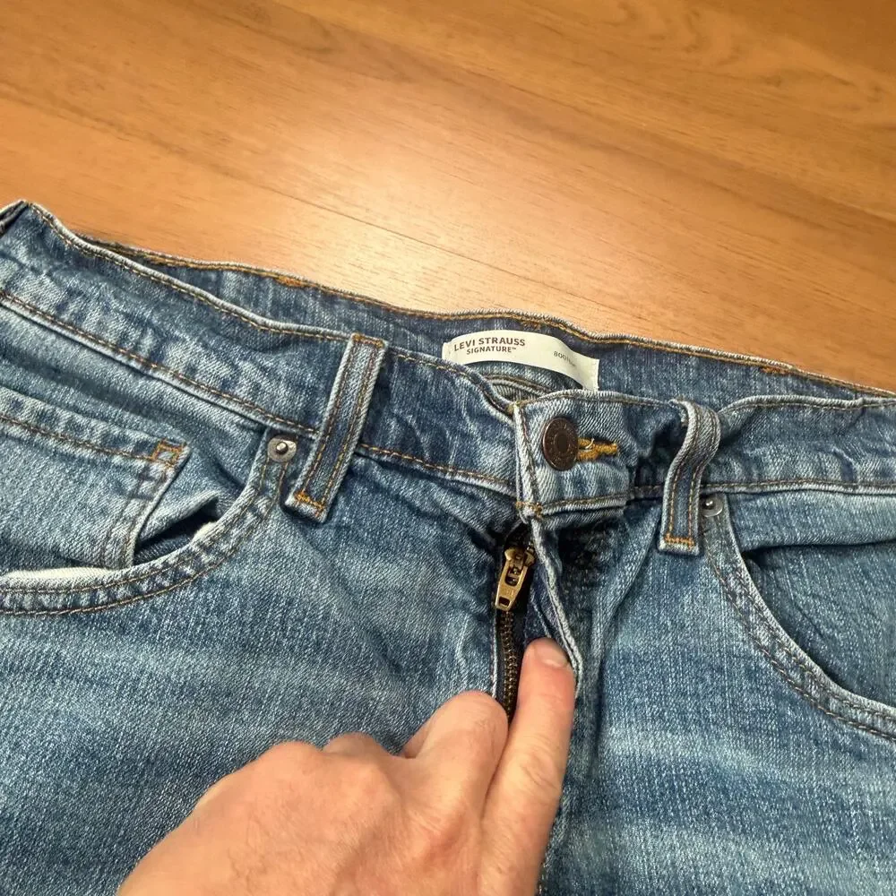 Men's Levi's Strauss Signature Bootcut Light Wash Denim Blue Jeans Sz 32 x 34