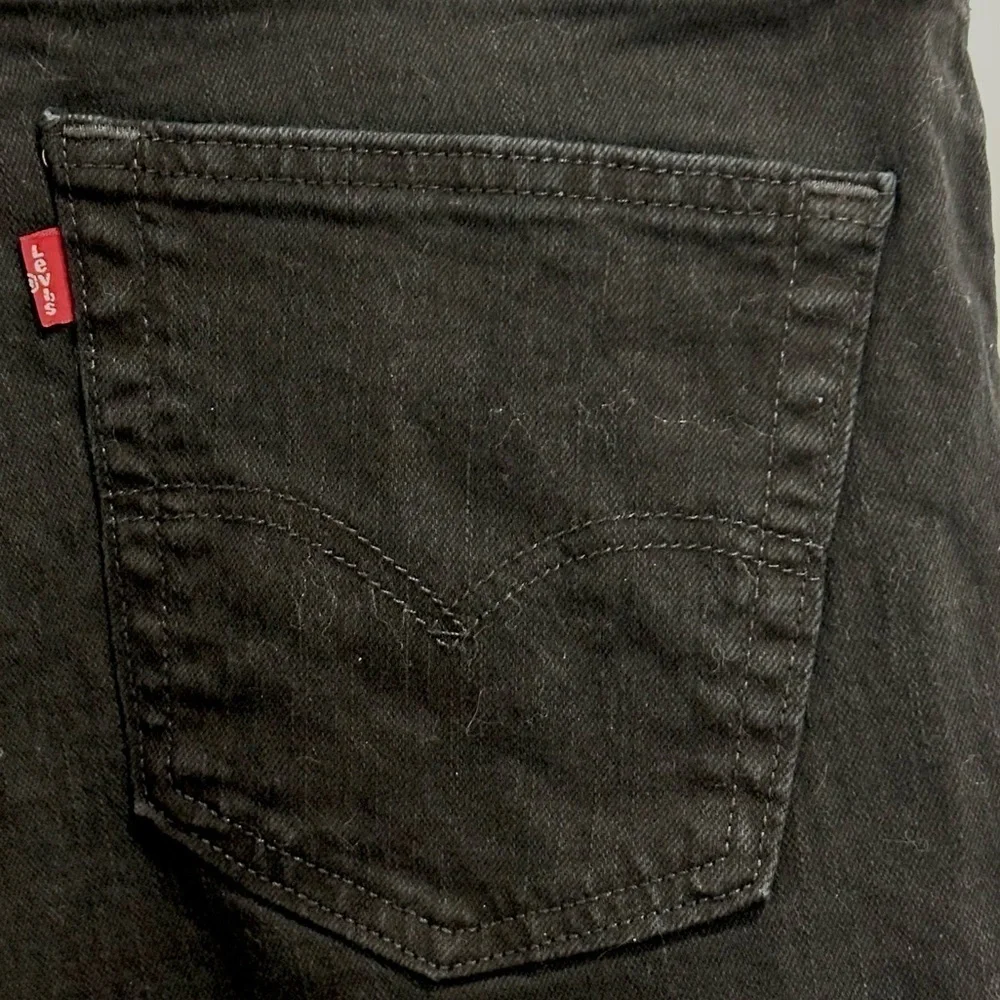 Levis color but getting
