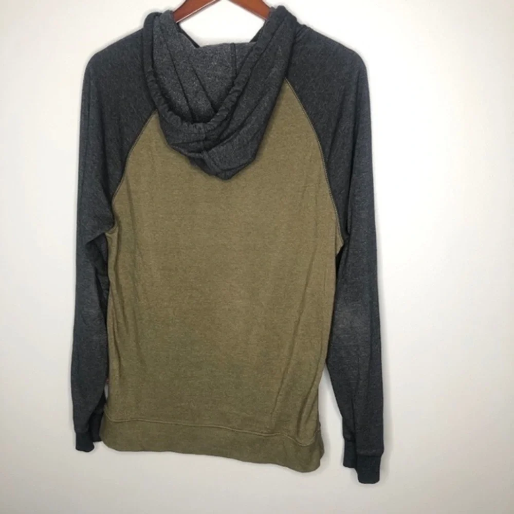 Levis levi’s olive