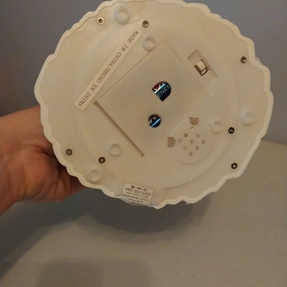Unbranded acrylic light