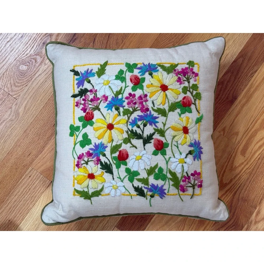 N/A charming collected