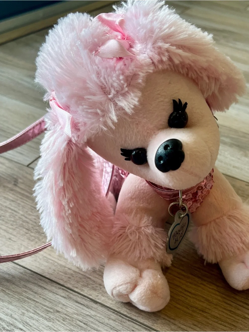 Poochie & Co. adorable poochie