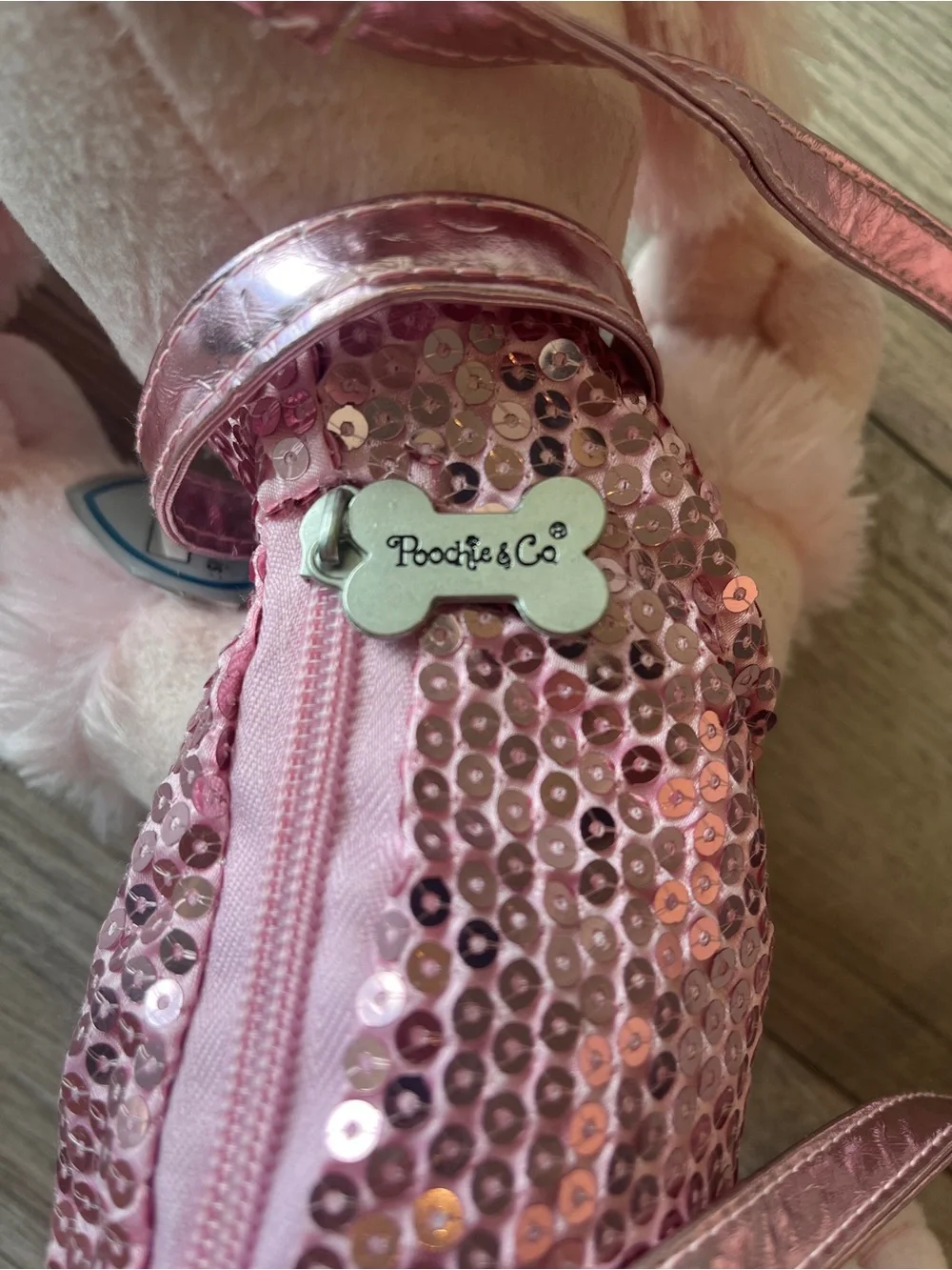Poochie & Co. adorable poochie