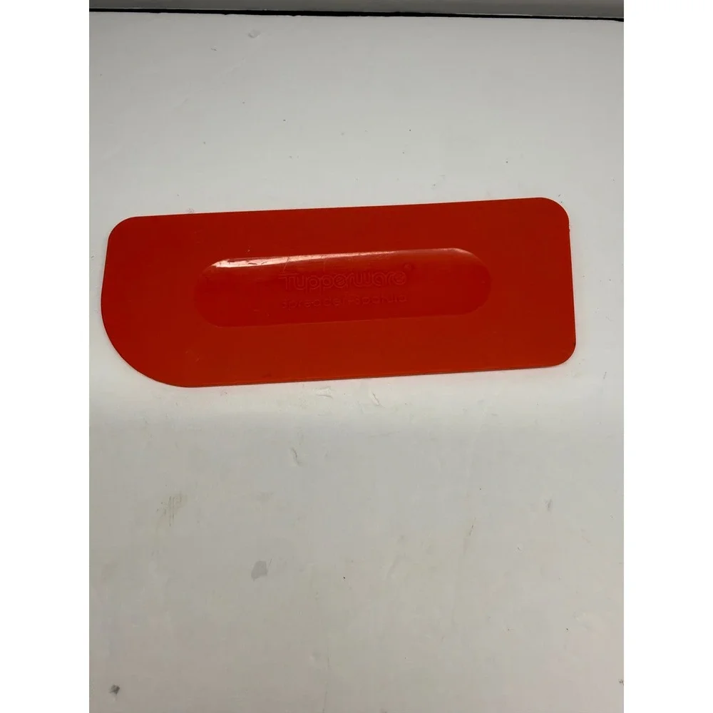 Tupperware Spreader Spatula Red Plastic Kitchen Tool Bowl Scraper Vintage Style