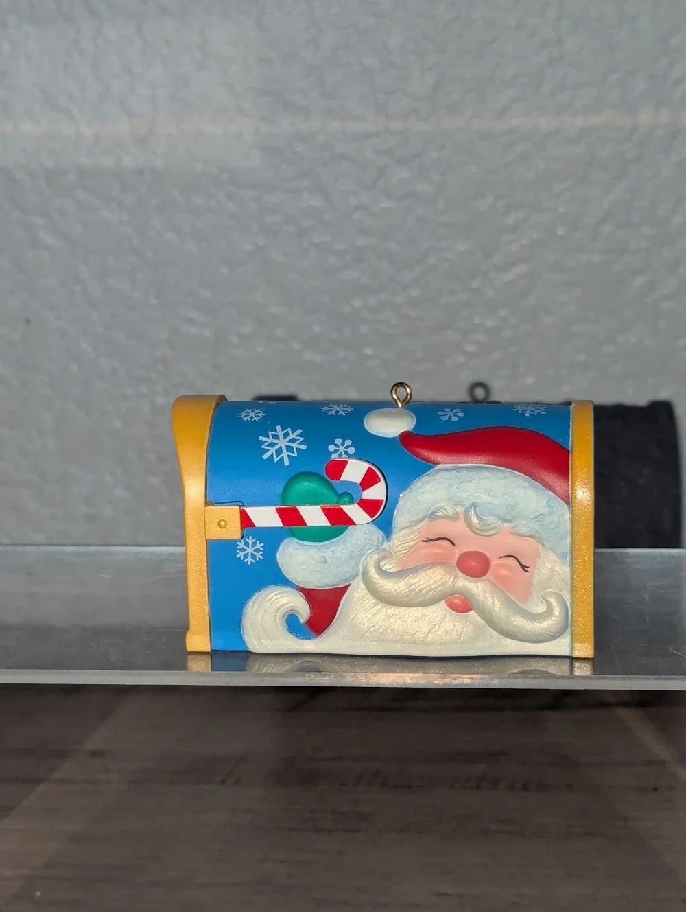 Hallmark front mailbox