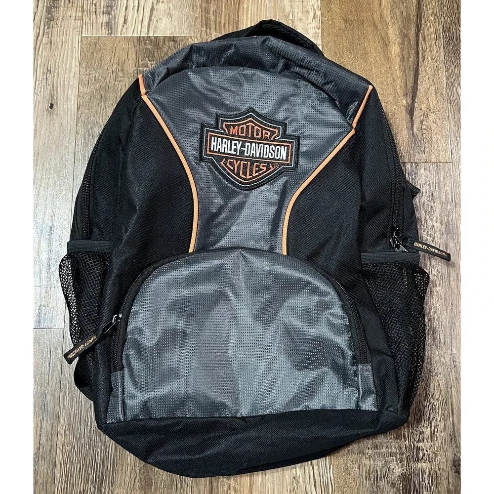 Harley-Davidson Bar & Shield Logo Backpack Padded Back Straps Silver & Black