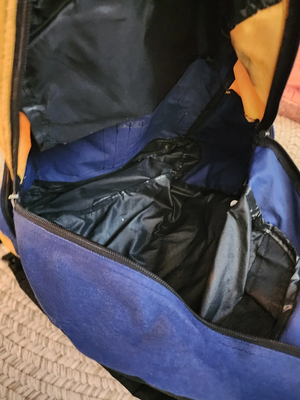 TMS men backpack