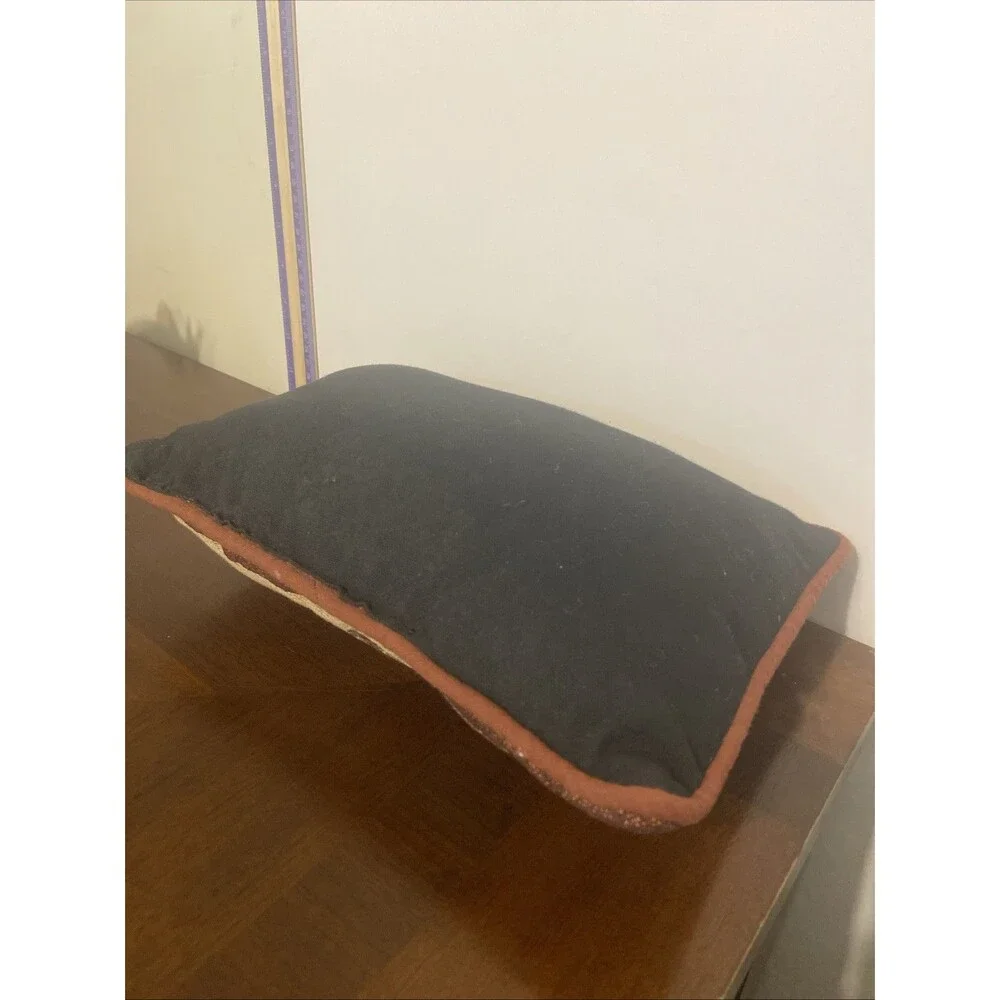 Unbranded this vintage