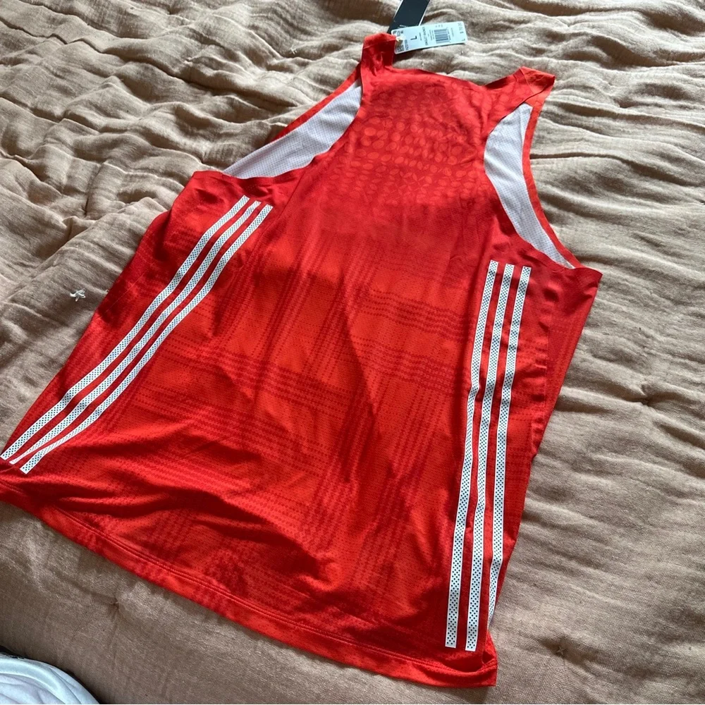 adidas lightweight athletic