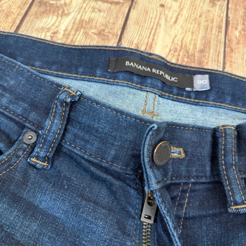 Banana Republic item excellent