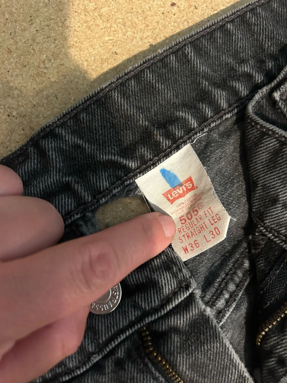 Levi's Men's Black Relaxed Fit Jeans