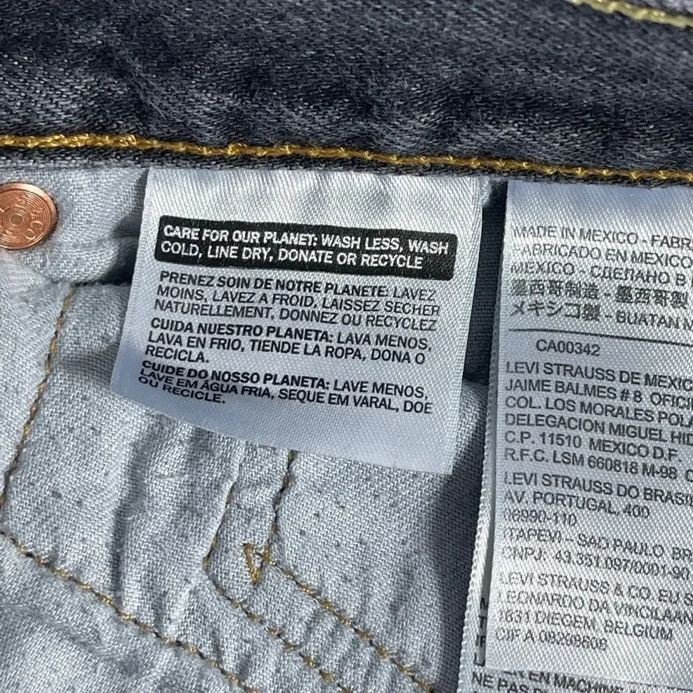 Levis these measure
