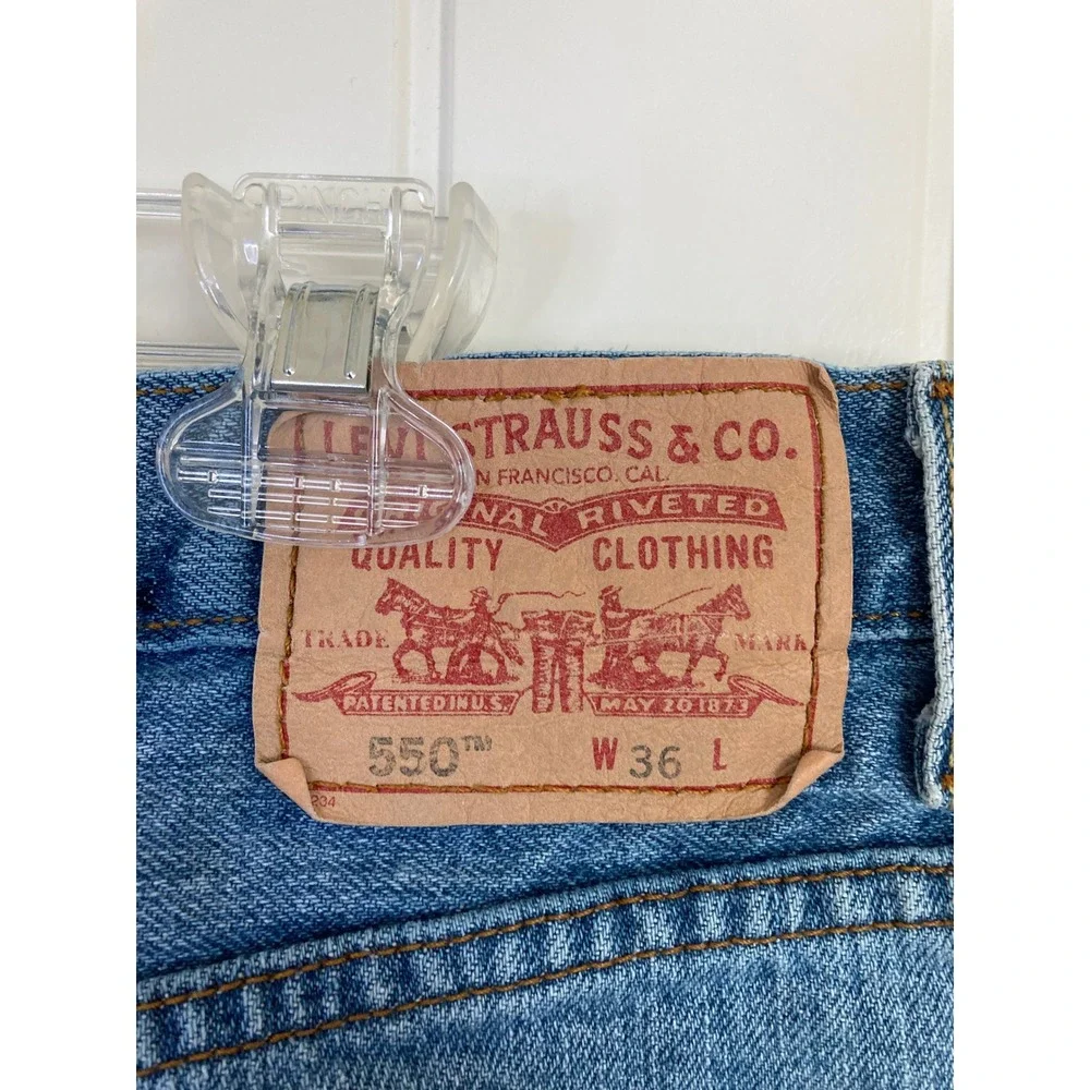 Levis levi 550