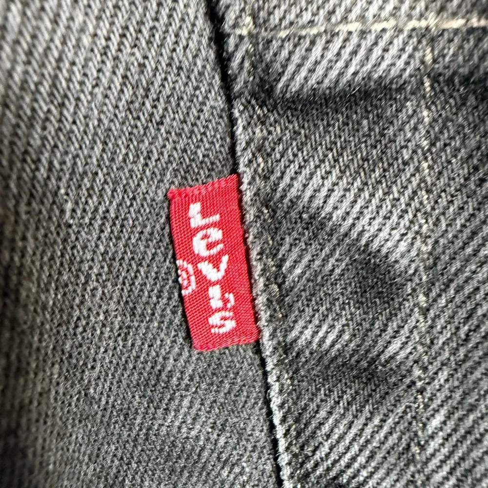 Levis pre owned