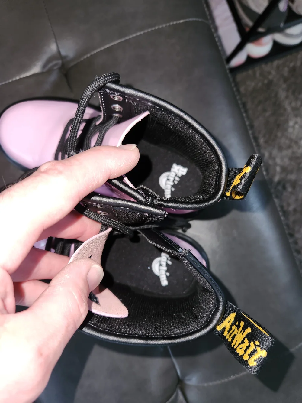 Dr. Martens glossy pink
