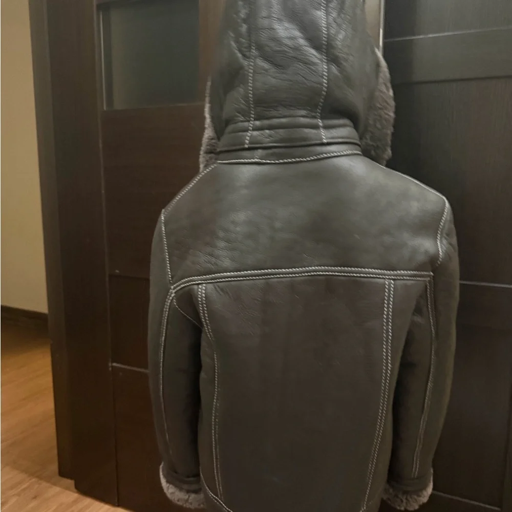 N/A luxurious shearling