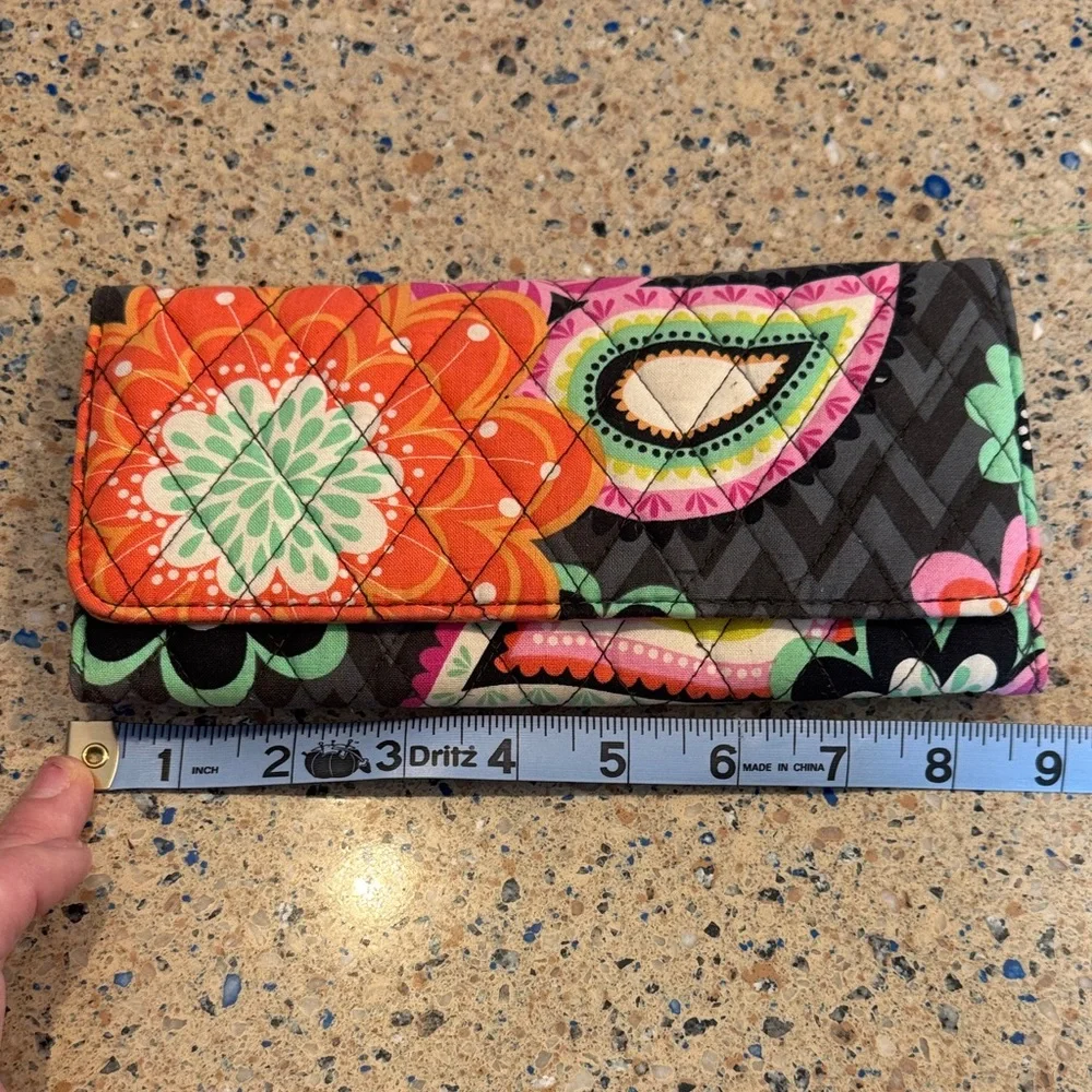 Vera Bradley vibrant floral