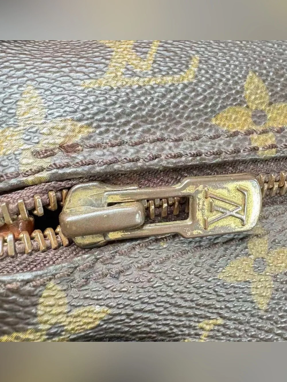 1987 Louis Vuitton Classic Brown Monogram Canvas Shoulder Bag