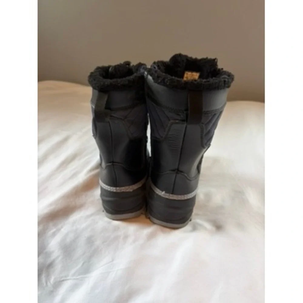 All in Motion Boys Snow Boots Navy Black Quilted Faux Fur Lined Size 1 077043296