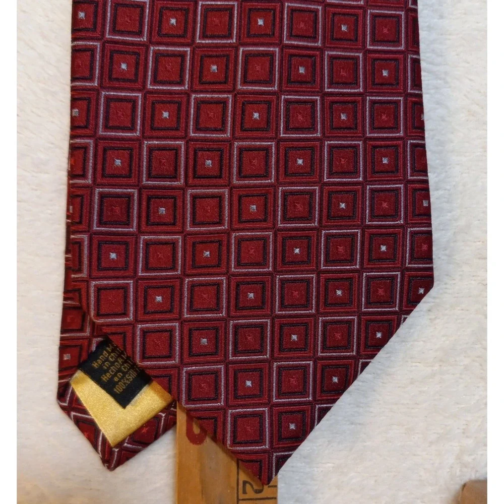 Donald Trump Signature Collection 100% Silk Red Geometric Check Neck Tie