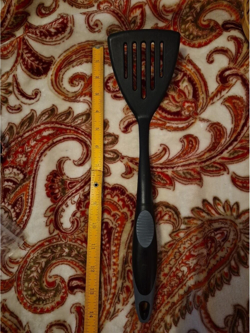 Rubbermaid Black Gray Solid Spatula 14