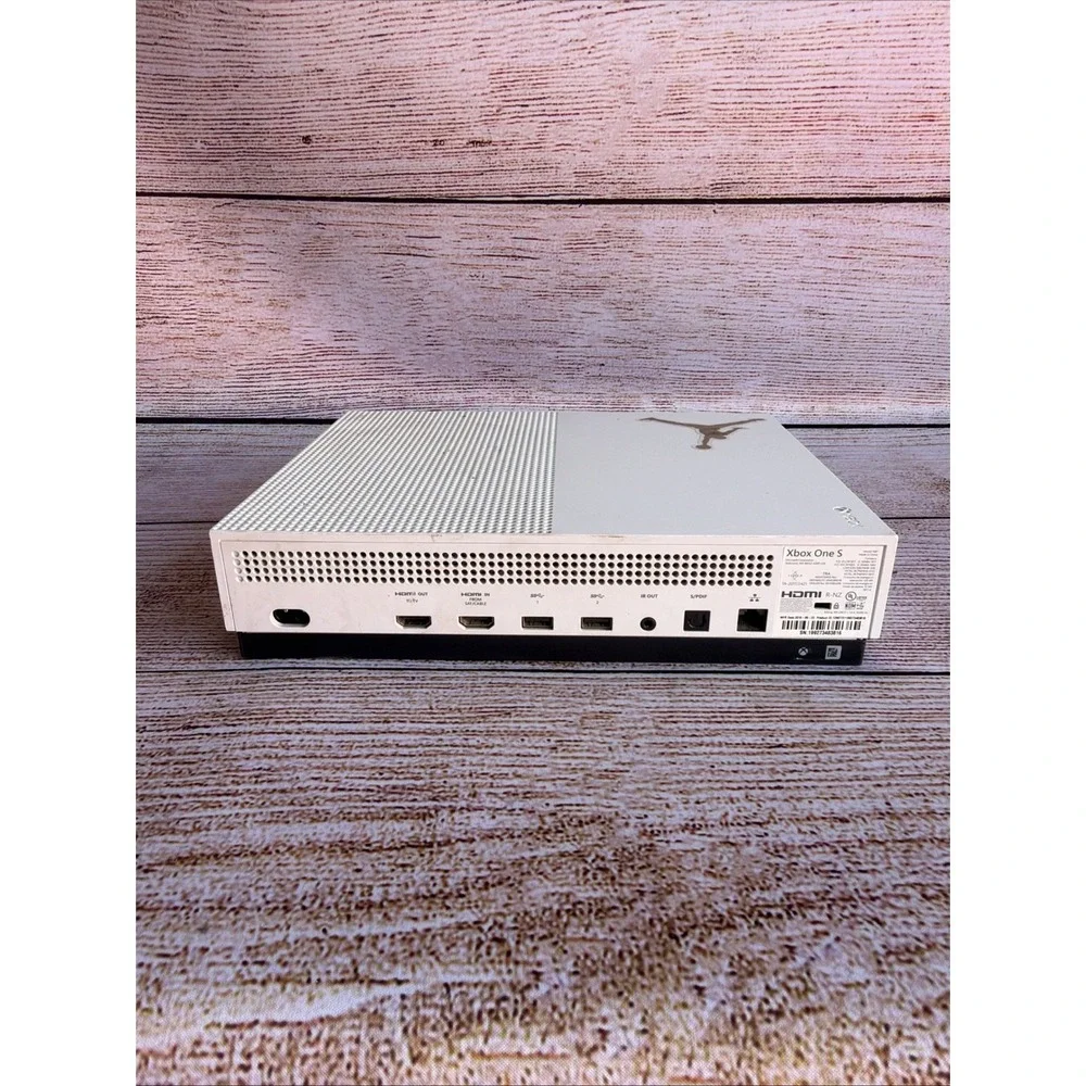 Microsoft Xbox One S Model 1681 500GB White Video Game Console Tested
