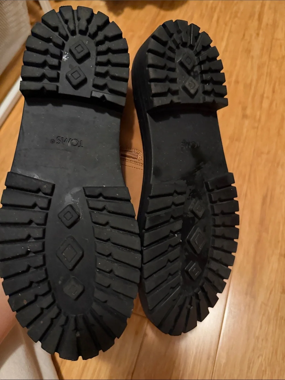 TOMS Bennet Chelsea boots kids 5