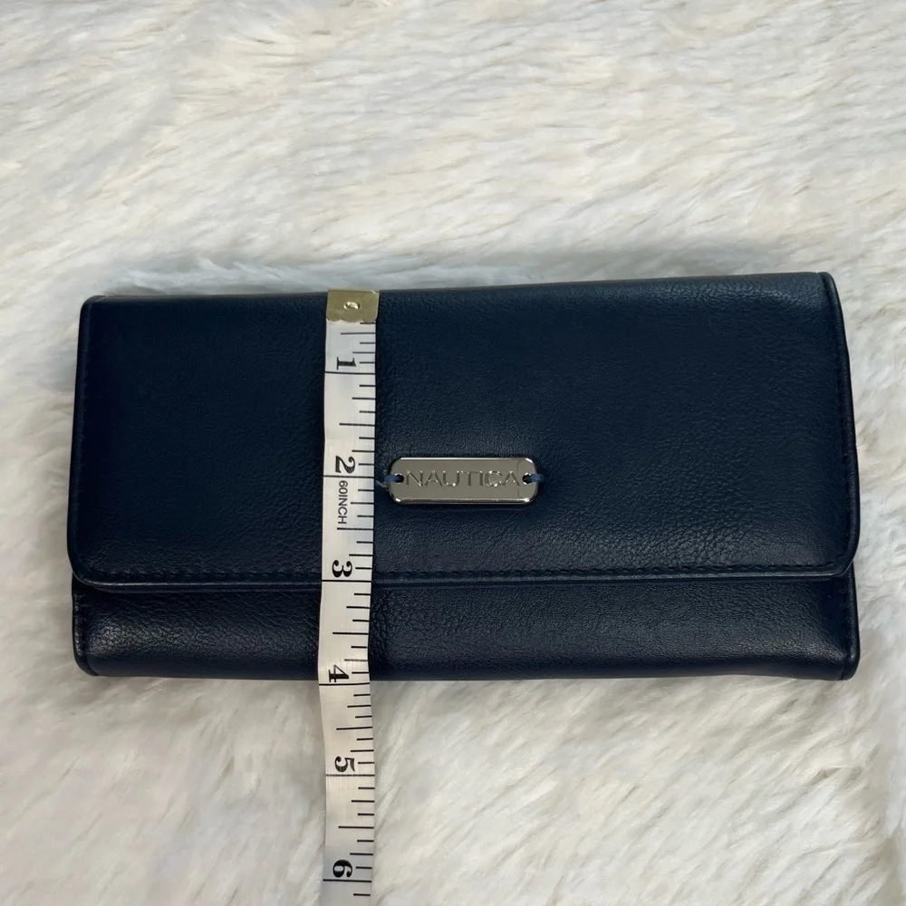 Nautica | Money Manager Wallet