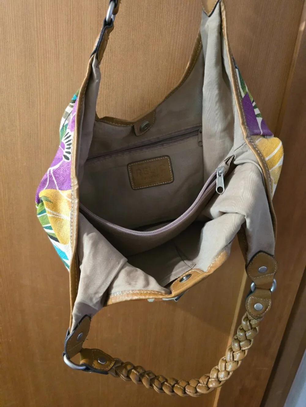 Relic tan hardware slouchy