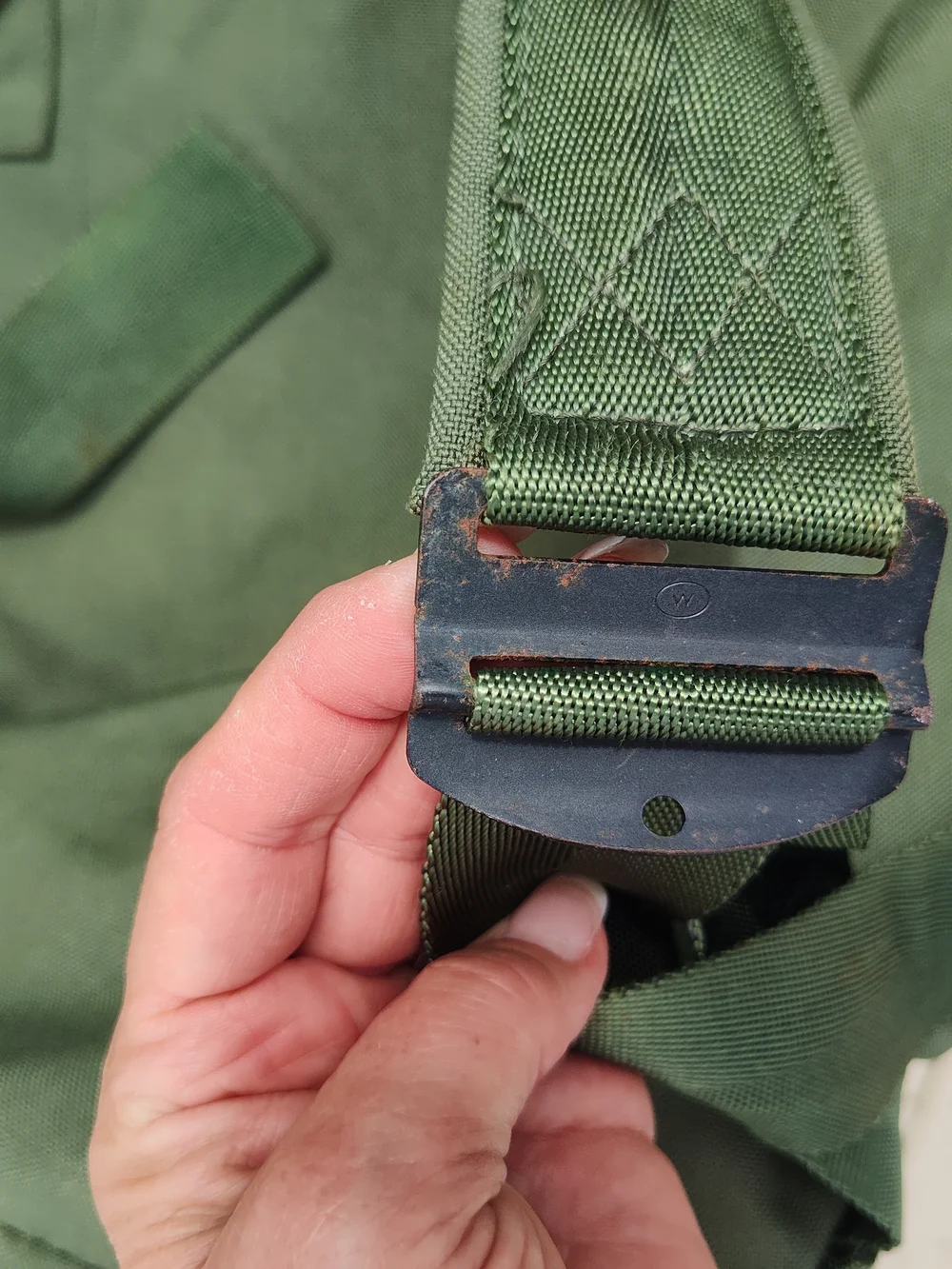 Olive Green Men's Duffel Backpack - Classic Military Style