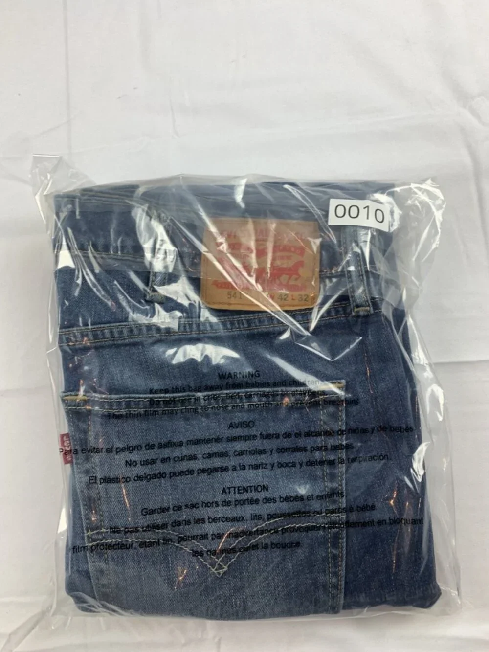 Levis 541 Athletic Taper Mens Jeans W42 L32 Medium Blue Wash Zip Fly Denim