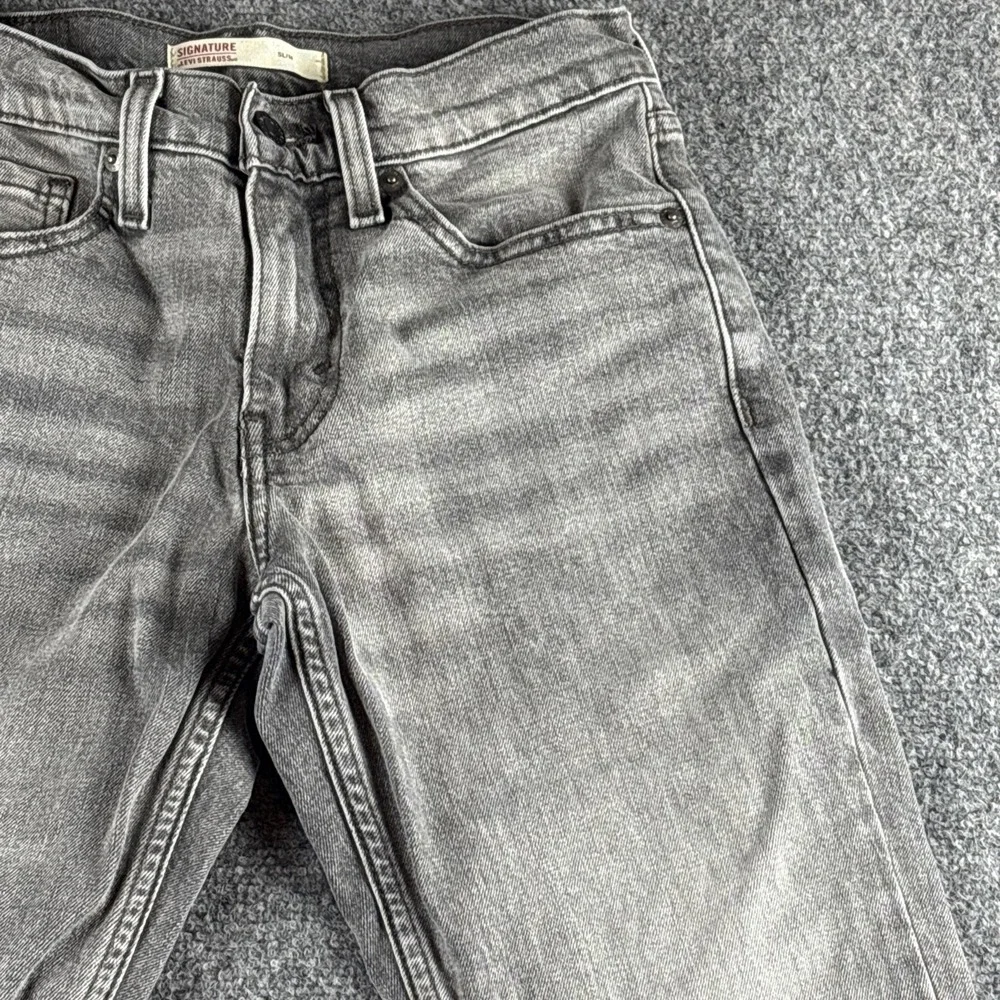 Levis up sale