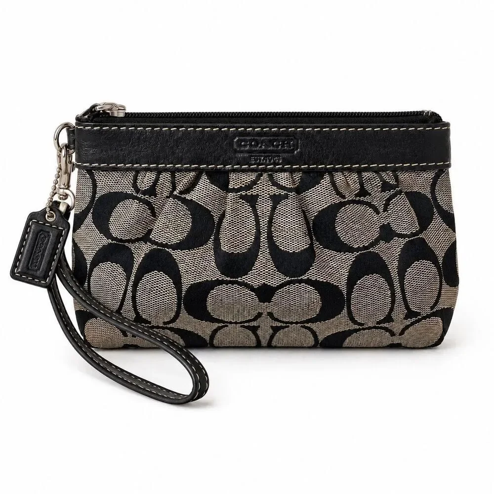 Coach Signature Soho Jacquard Wristlet Black Beige Canvas Leather Zip Clutch