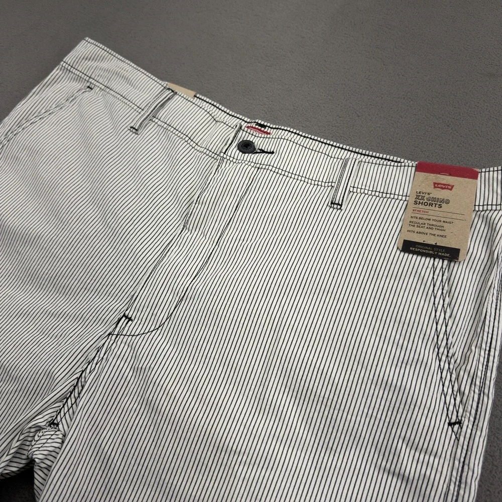 Levis XX Standard Fit Chino Shorts Mens 36 Camus Stripe Ivory Mineral Black