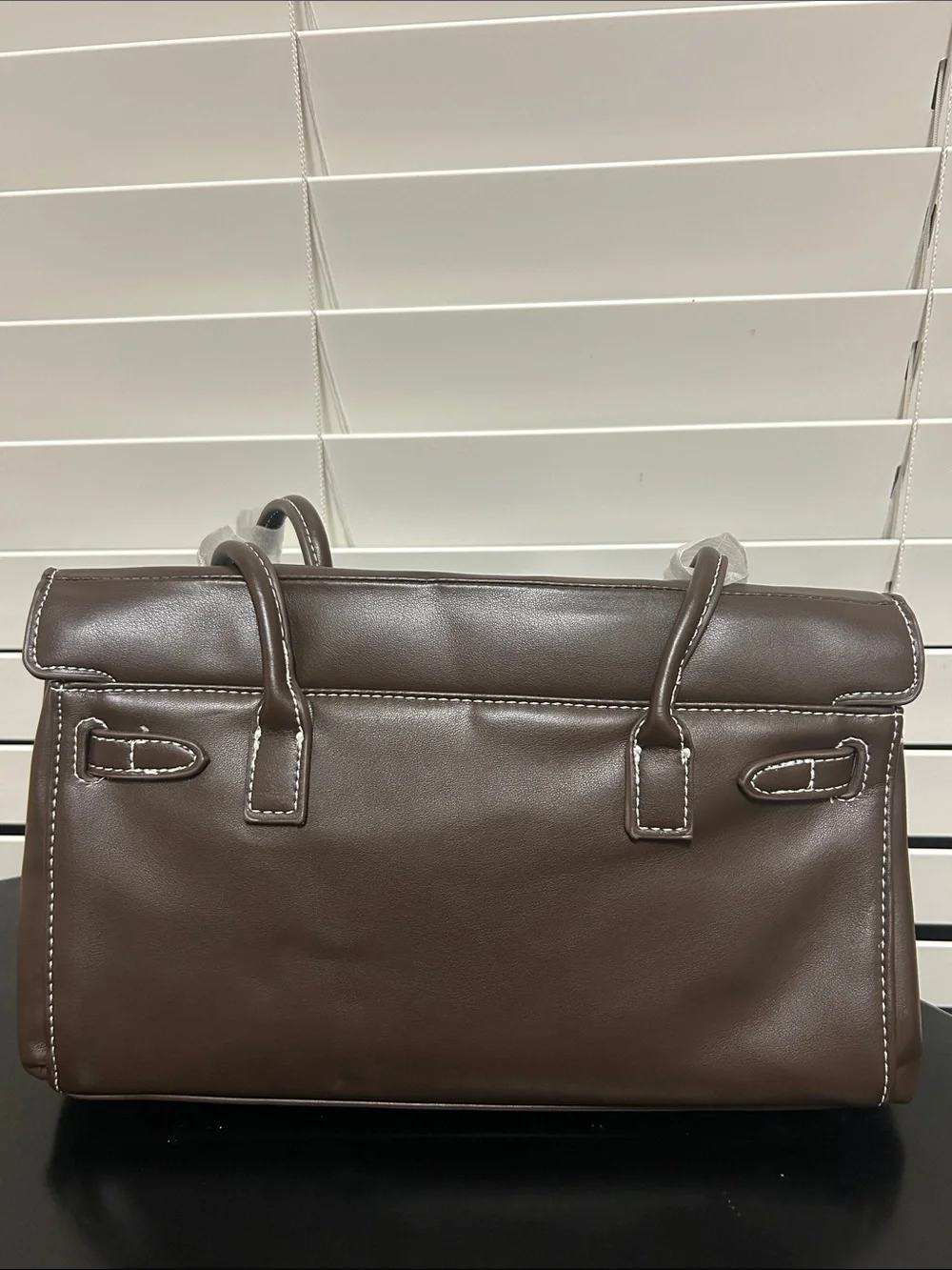 N/A elegant brown