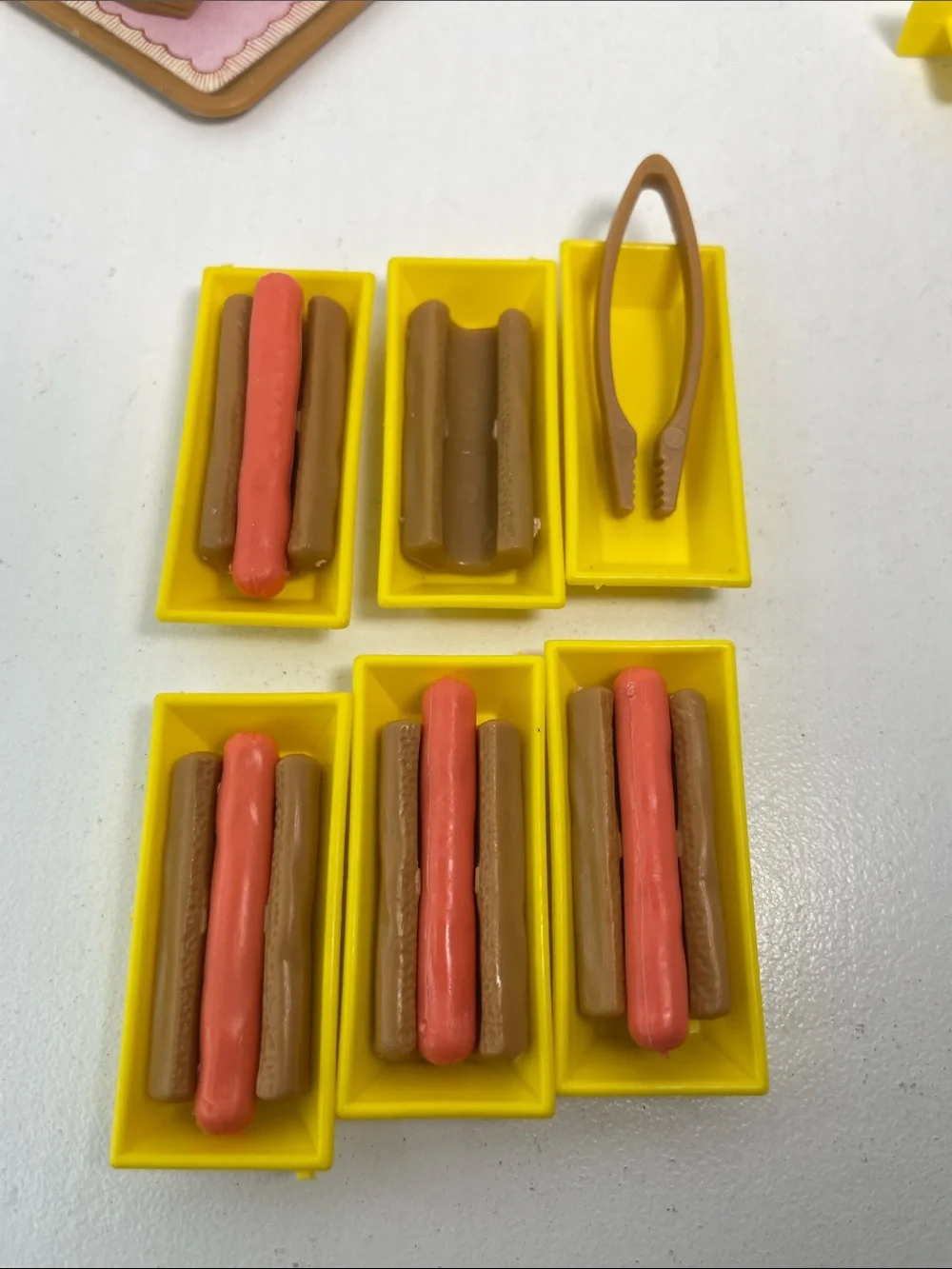 Barbie 1987 California Barbie Hot Dog Stand Parts/ Accessories