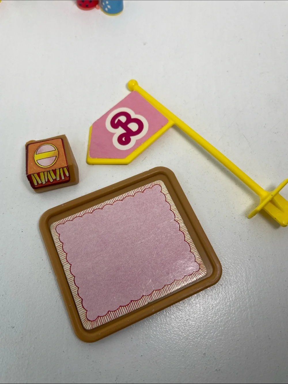 Barbie 1987 California Barbie Hot Dog Stand Parts/ Accessories