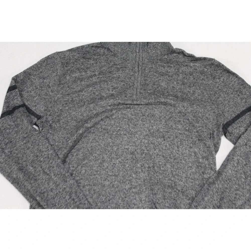Banana Republic lightning fast