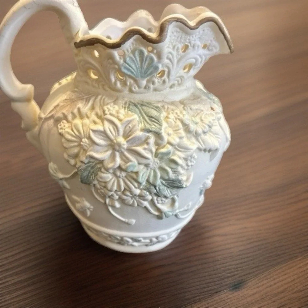 Capodimonte gold style