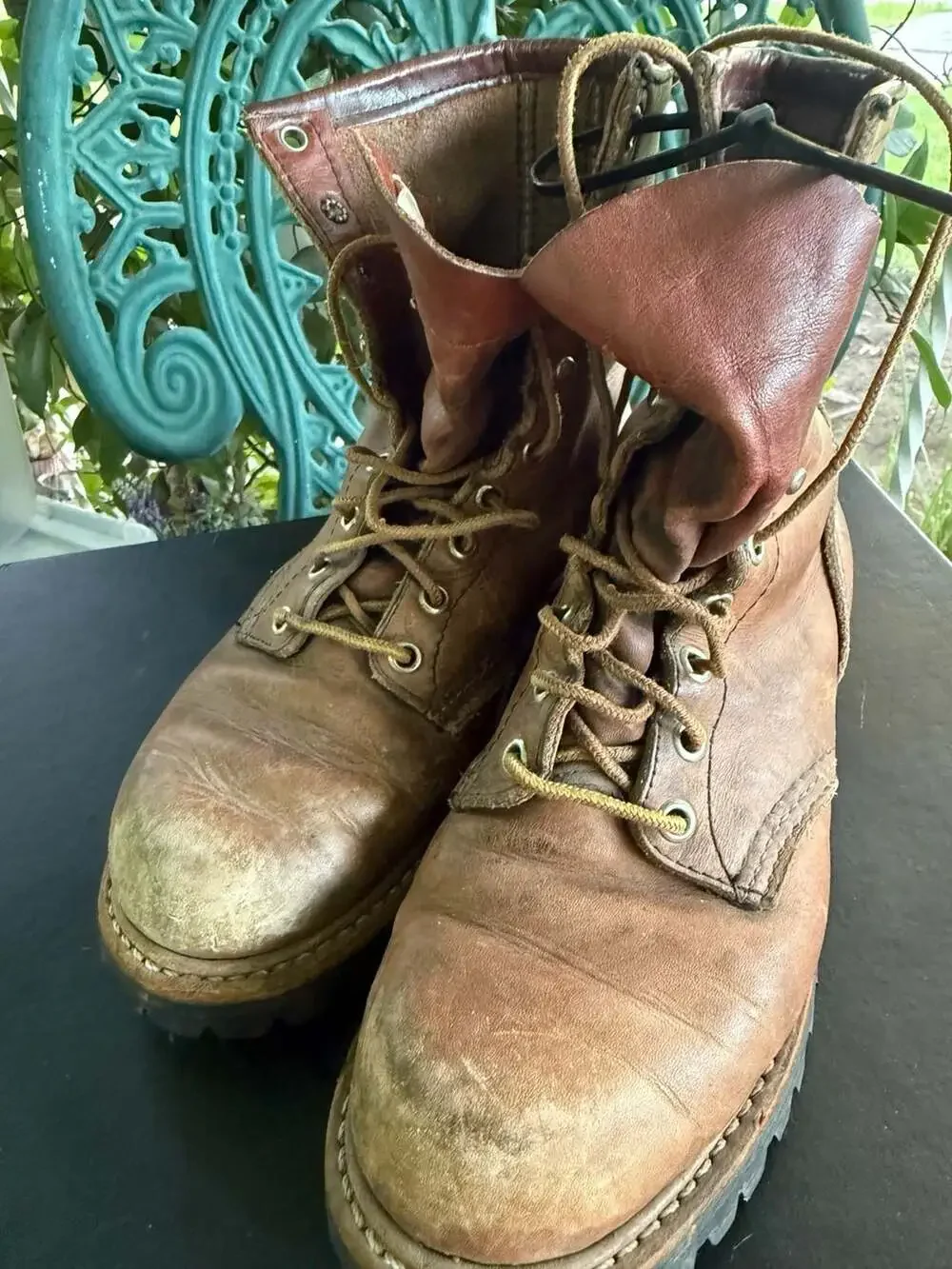 Red Wing stunning vintage