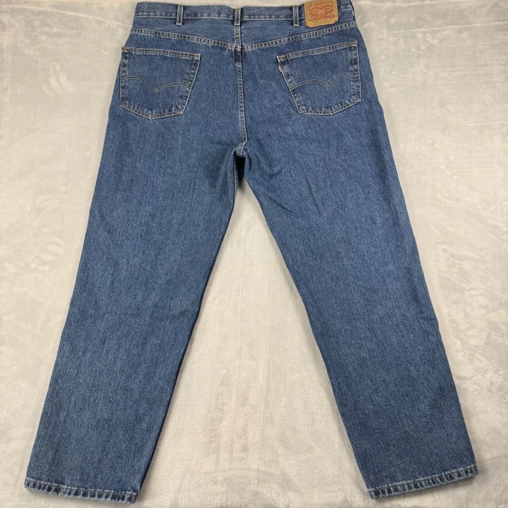 Vintage Y2K Levis 550 Relaxed Fit Blue Jeans Mens Medium Wash Denim Size‎ 44x32