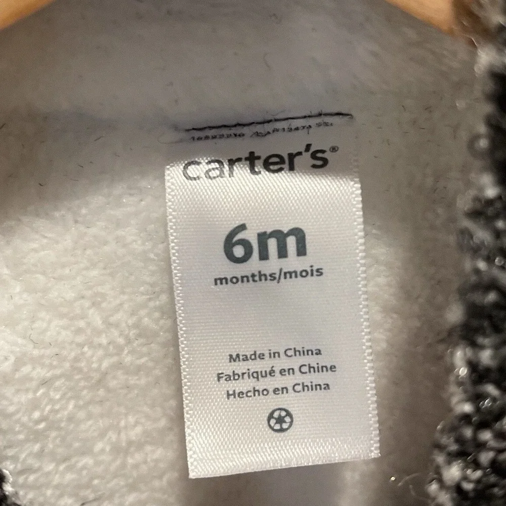 Carters cozy up