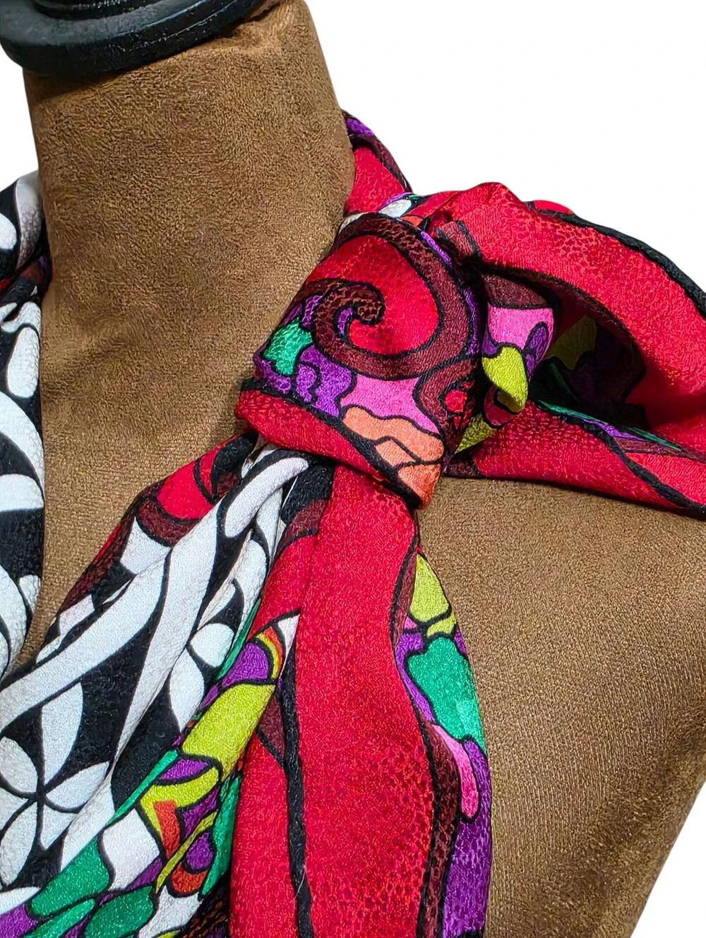 TIFFANY & CO. SCARF