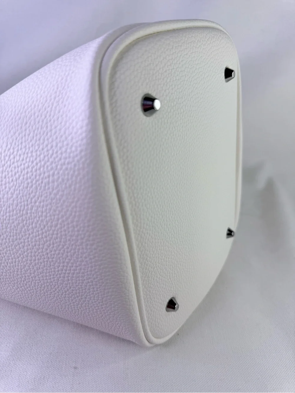 Valentino Orlandi stylish white