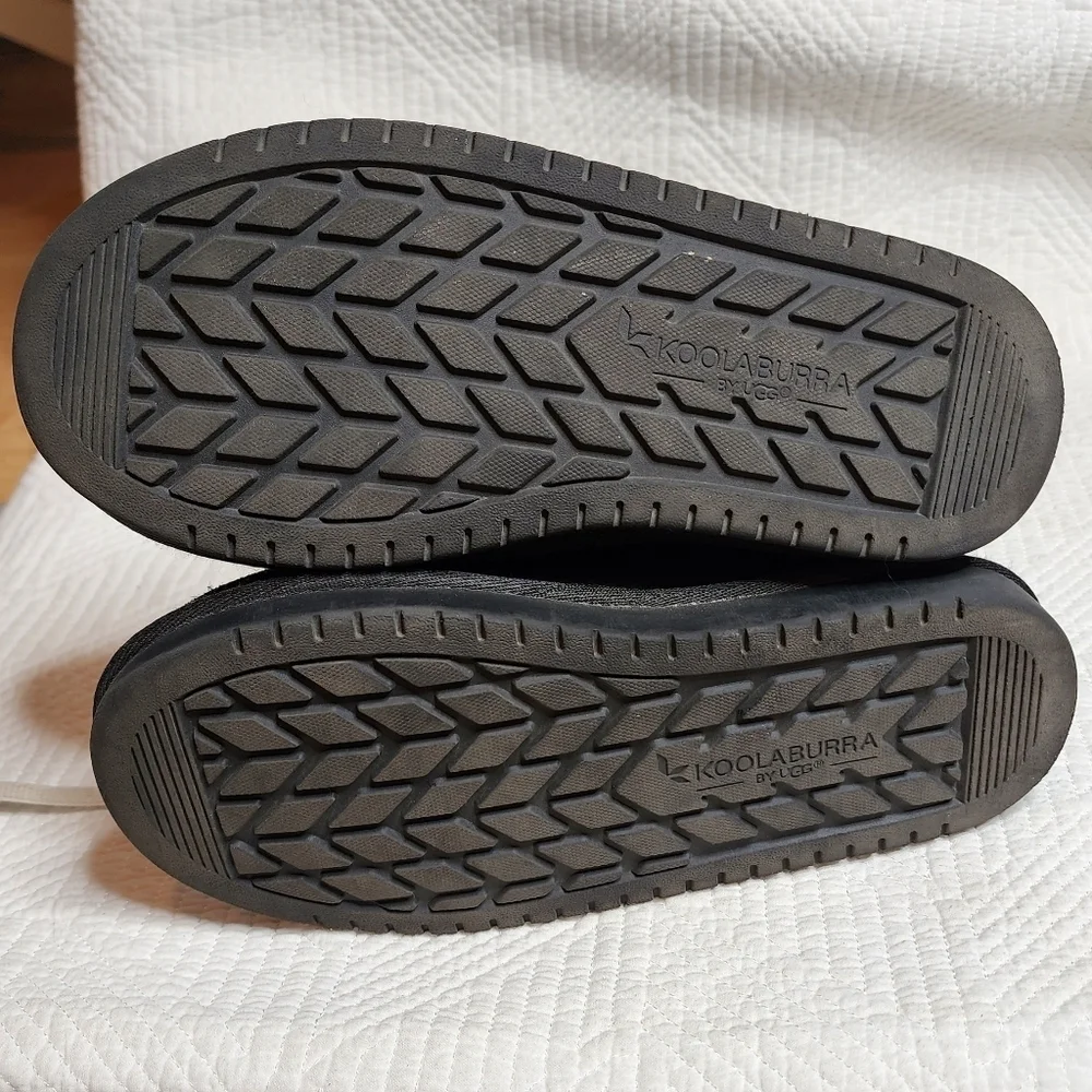 Koolaburra by Ugg kids VICTORIA TALL‎ suede boots.