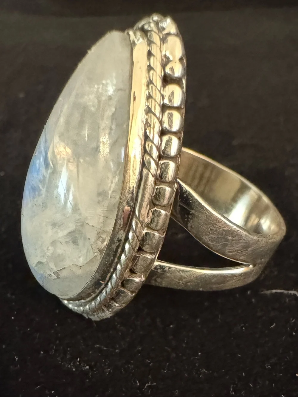 Sterling Silver Teardrop Moonstone Ring -‎ White
