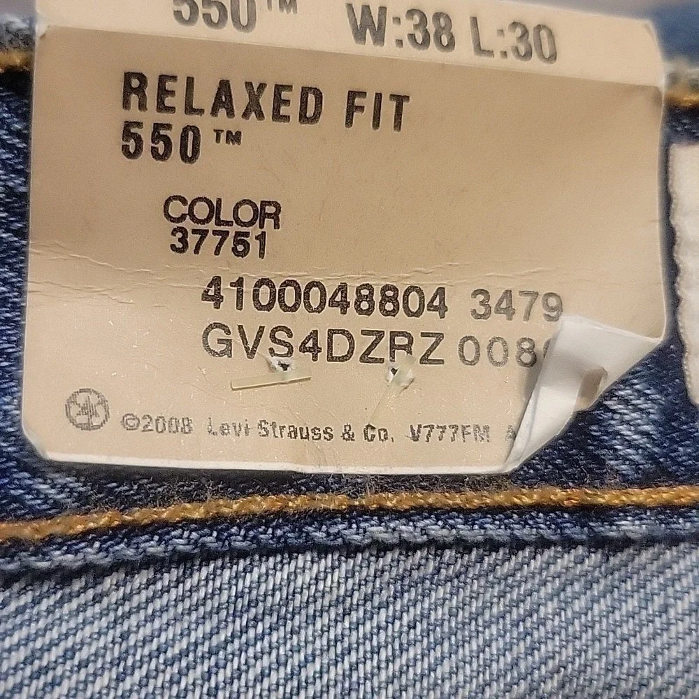 Levis levi 550