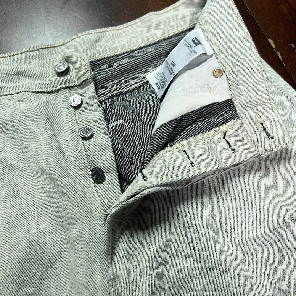 Levis elevate your